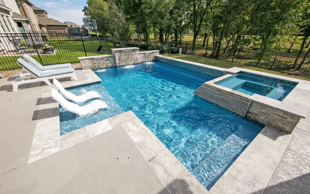 Saltwater Pool or Chlorine Pool, That is the Question.